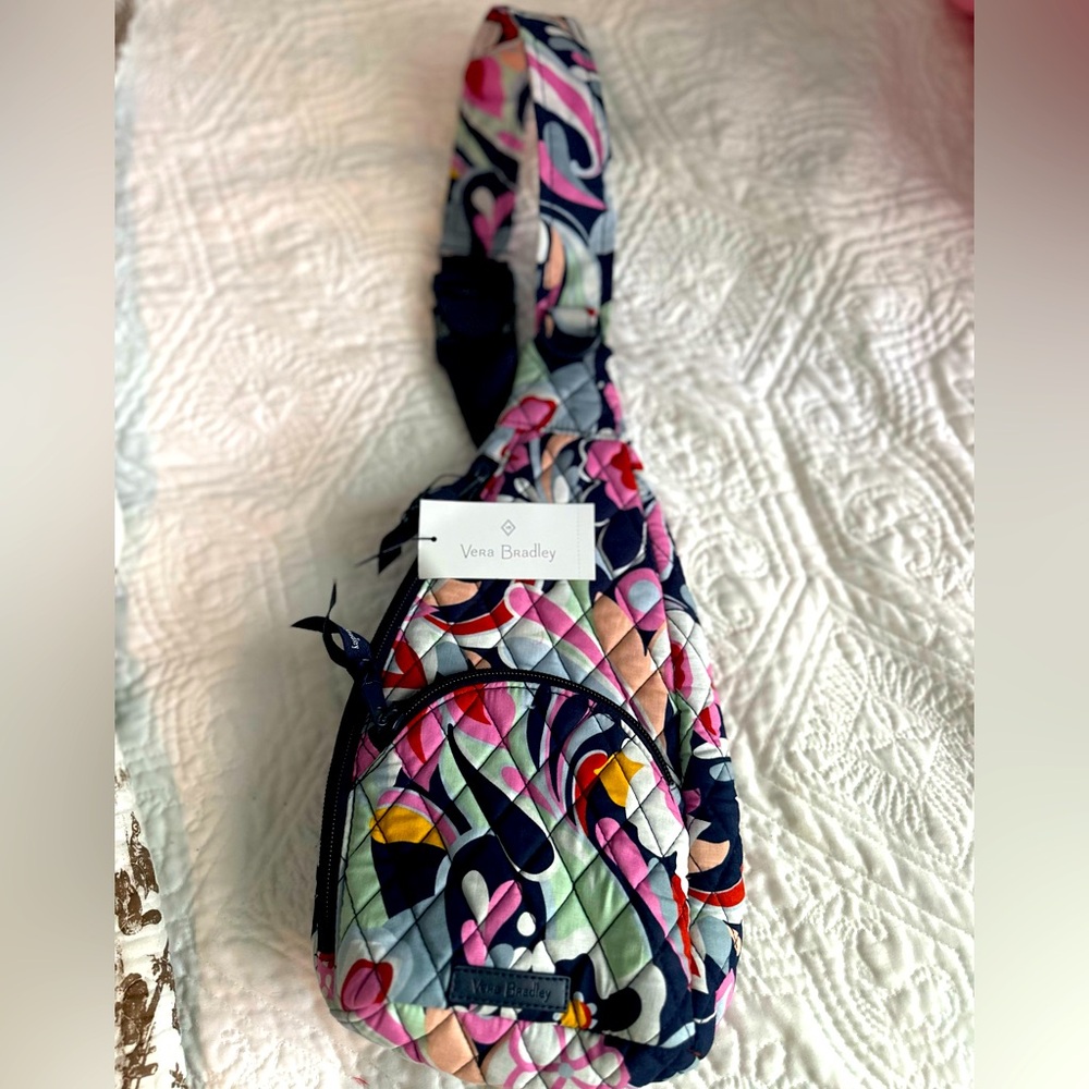 New with Tag Vera Bradley Essential Compact Sling